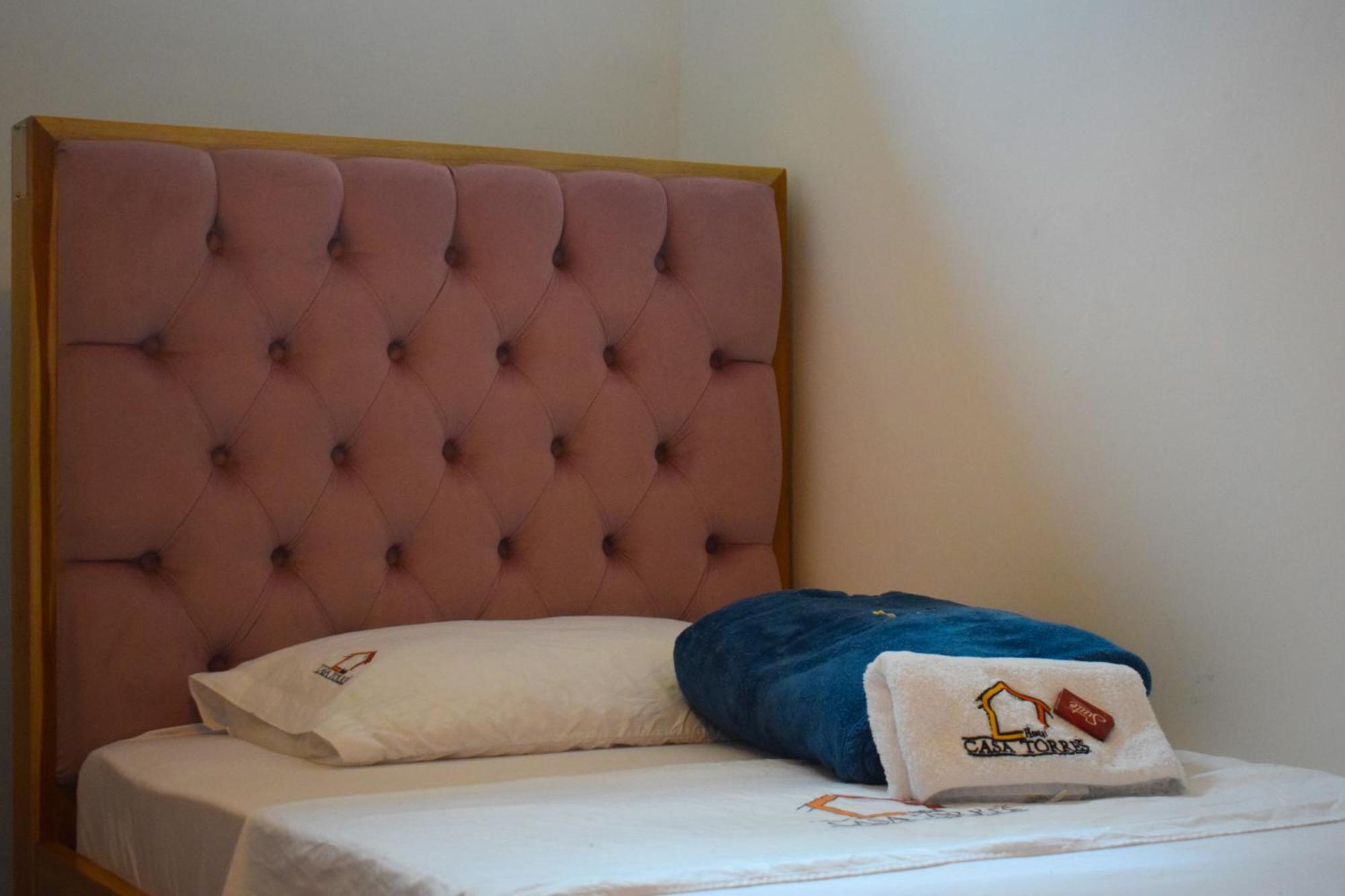 Hostal Casa Torres Centro Historico - Adults Only Cartagena Luaran gambar